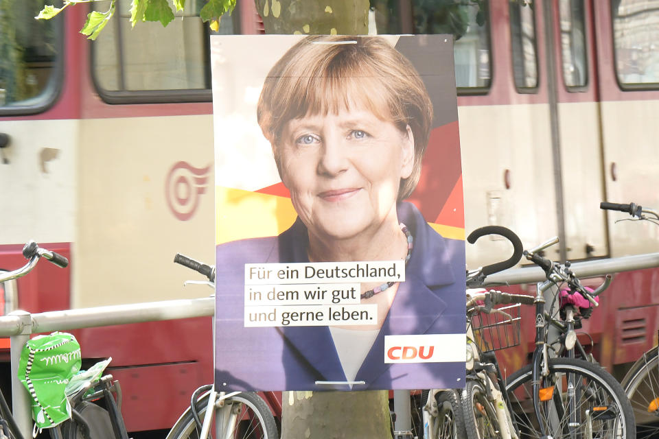 Das Wahlplakat der CDU impliziert, dass die Mehrheit der Deutschen schon jetzt gut in diesem Land lebt. (Bild: ddp)