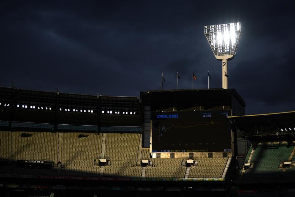 Leere Tribünen auf dem Melbourne Cricket Ground.