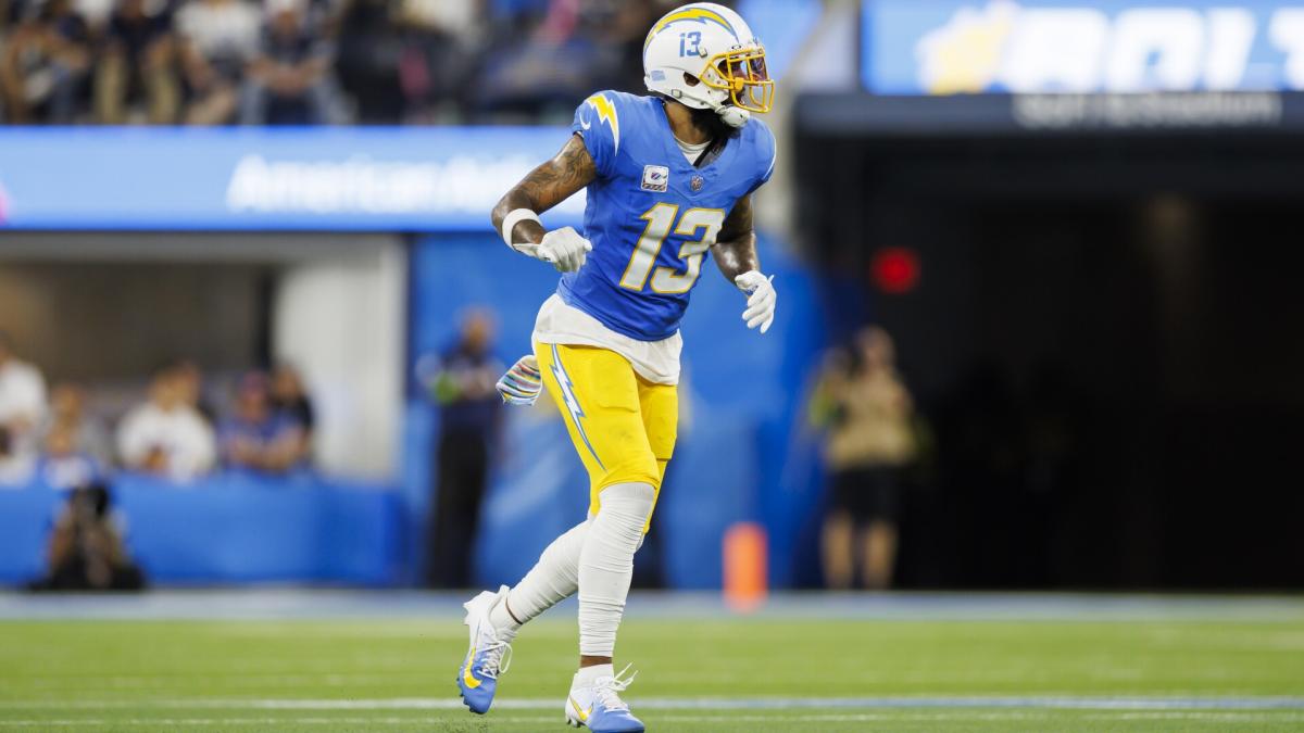 Jim Harbaugh : Keenan Allen gagne 23 millions de dollars à Chicago, qui a le meilleur ?