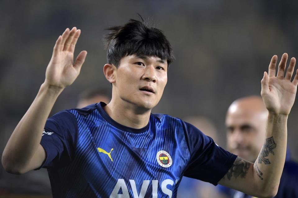 ISTANBUL - Minjae Kim of Fenerbahce SK during the Turkish Superliga match between Fenerbahce AS and Galatasaray AS at Ulker Fenerbahce Sukru Saracoglu Stadium on April 10, 2022 in Istanbul, Turkey. ANP | Dutch Height | Gerrit van Keulen (Photo by ANP via Getty Images)