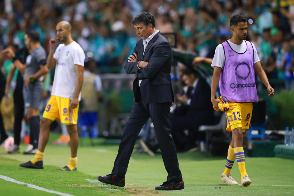 Robert Dante Siboldi es el tercer entrenador de Tigres en el mismo torneo Clausura 2023 (Foto de: Hector Vivas/Getty Images)