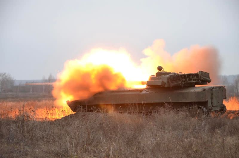 FILE PHOTO: Ukrainian army holds artillery drills at a shooting range in eastern Ukraine