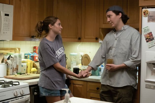 Shailene Woodley and Paul Dano in Dumb Money