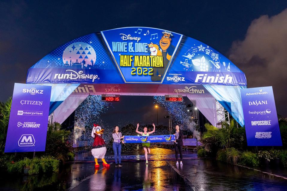 (Nov. 6, 2022) Megan Curham makes event history as the first runner to win the half marathon four straight times during the Disney Wine & Dine Half Marathon Weekend at Walt Disney World Resort in Lake Buena Vista, Fla. The New Jersey runner was the overall winner in the 2021 Disney Wine & Dine Half Marathon and holds the course record in the women’s division. (Courtney Kiefer, photographer