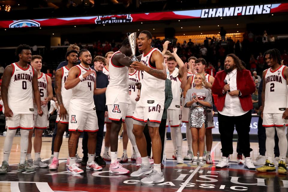 Arizona Wildcats forward Keshad Johnson (16) was named the MVP of the Acrisure Classic in Palm Desert, Calif., on Thanksgiving Day, Nov. 23, 2023.