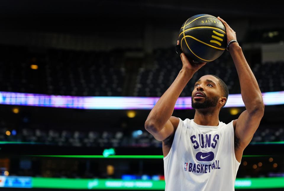 The Phoenix Suns' Mikal Bridges doesn't lose bets, evidently. He won a bet against the Arizona Diamondbacks over the weekend.