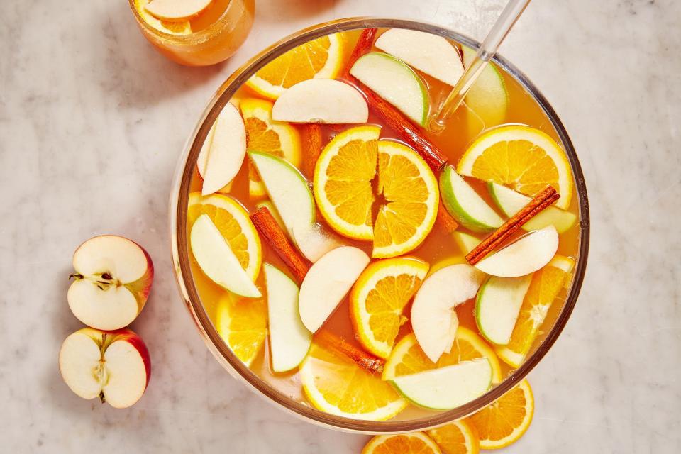 19 Thanksgiving Punch Recipes For A Festive Celebration