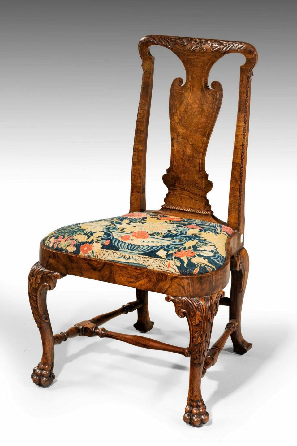 A set of eight George II walnut chairs will go on sale (Dreweatts / SWNS)