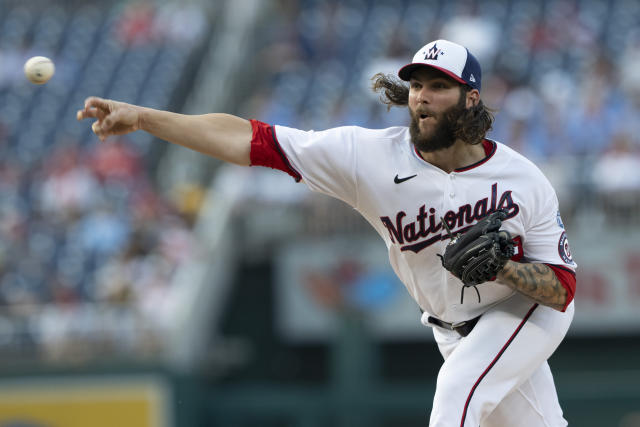 Nationals score four in 2nd inning, hold off Padres 5-3