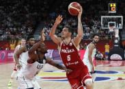 Basketball - FIBA World Cup - Classification Games 7-8 - United States v Poland