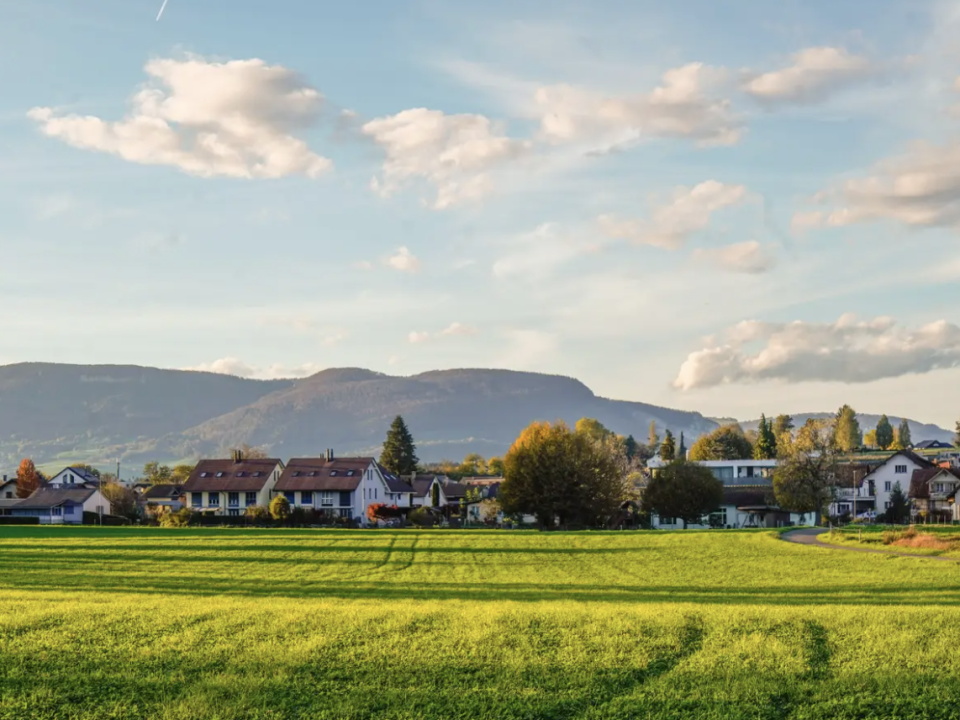 Der Sonnenuntergang in Roggwill in der Schweiz war atemberaubend. - Copyright: Joey Hadden/ Business Insider