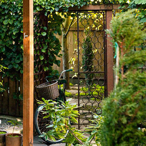 Plumbing pipe becomes a garden gate