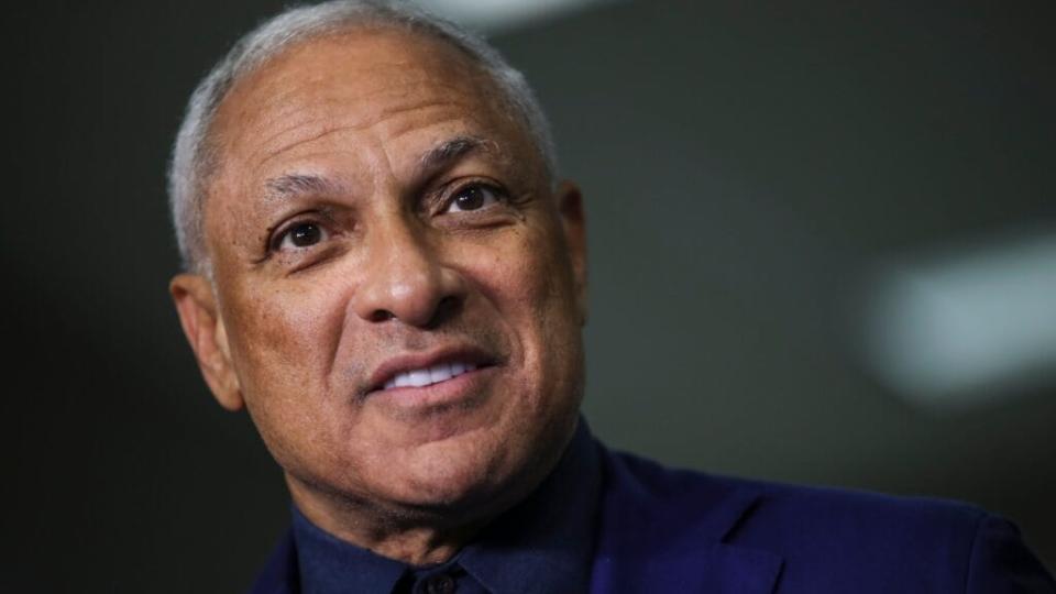 Democratic U.S. Senate candidate Mike Espy speaks to reporters at Highland Colony Baptist Church in Ridgeland, Mississippi after voting in 2018’s special runoff election there. (Photo by Drew Angerer/Getty Images)