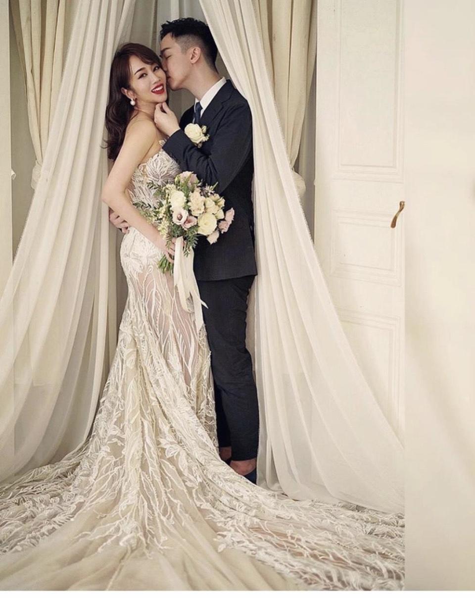 林佩瑤在IG上宣布婚訊，將於今年底嫁給美式餐廳名廚男友武俊傑（Leo Wu）。（摘自林佩瑤IG）
