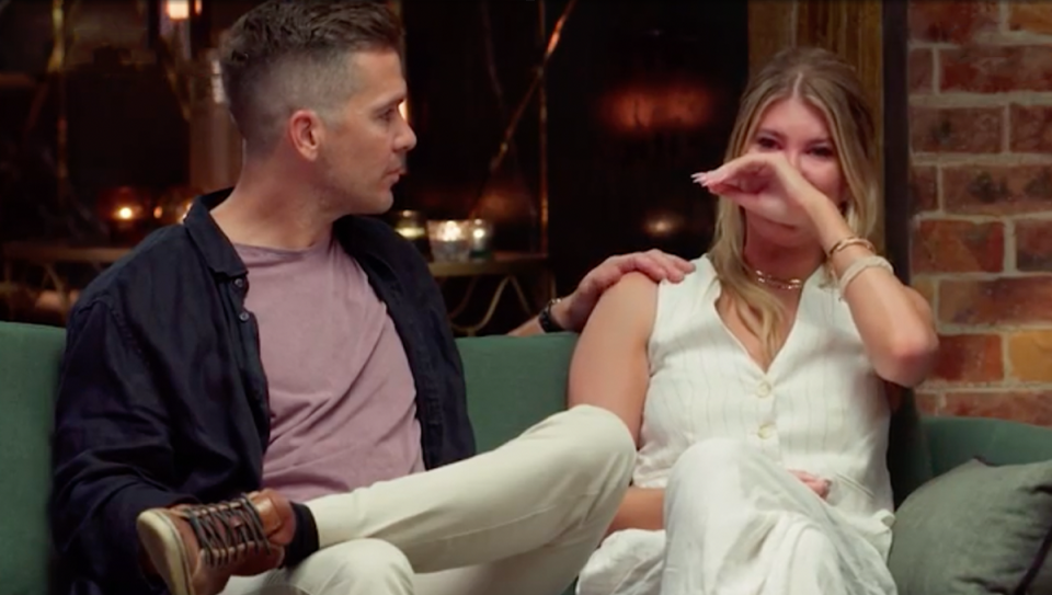 MAFS' Jono McCullough and Lauren Dunn crying.