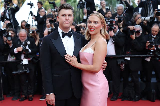 <p>Vittorio Zunino Celotto/Getty</p> Colin Jost and Scarlett Johansson