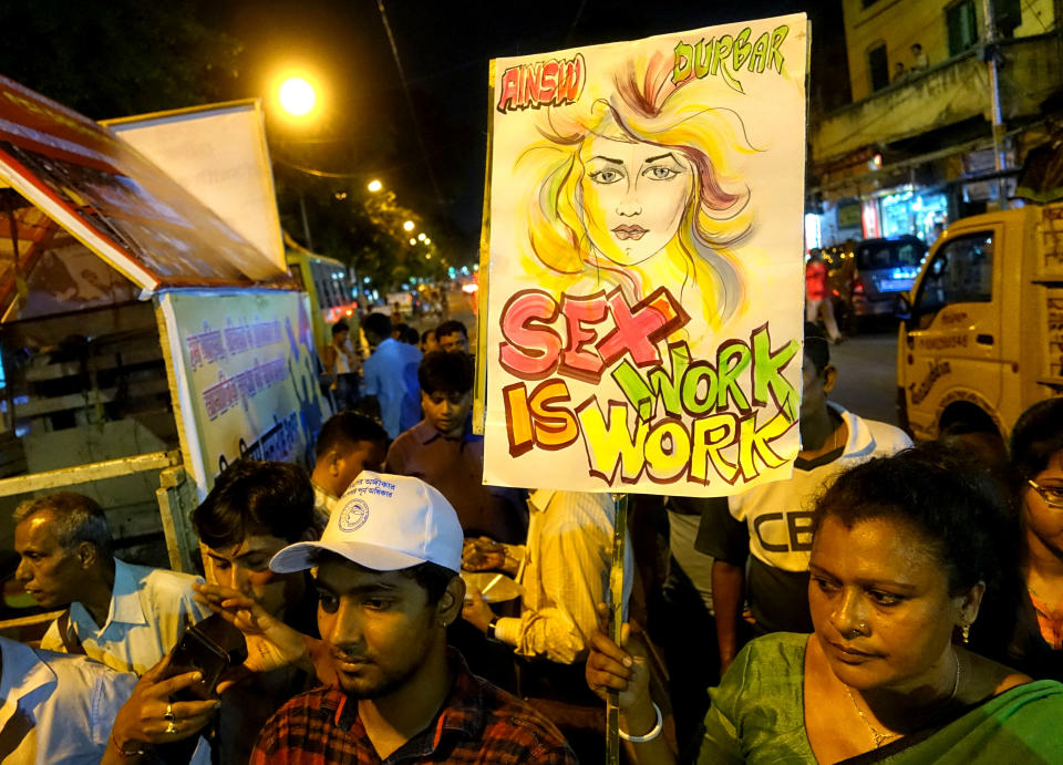 2019/04/30: Sex Workers of Sonagachi take part in a torch rally with a demand of dignity, Labor Right & Social Protection on the eve of International Labor Day. (Photo by Avishek Das/SOPA Images/LightRocket via Getty Images)