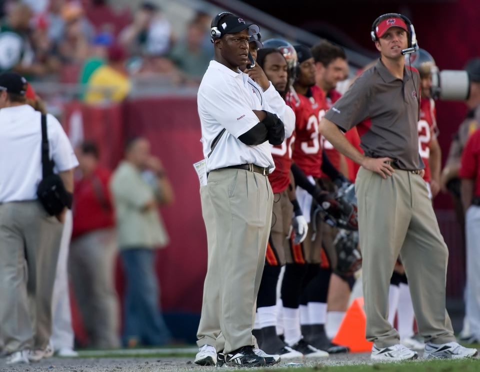 TAMPA, FL - DECEMBER 13:  Head coach Raheem Morris of the Tampa Bay Buccaneers directs his team against the New York Jets during the game at Raymond James Stadium on December 13, 2009 in Tampa, Florida.  (Photo by J. Meric/Getty Images)