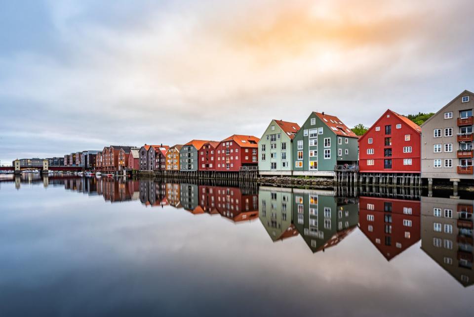 13) The colourful buildings of Trondheim