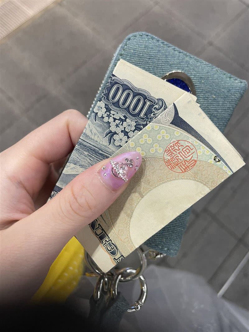 西元明沙PO文表示身上只剩2千元日幣。（圖／翻攝自X）