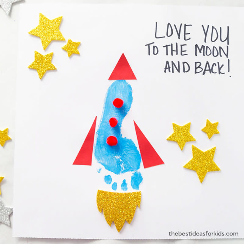 <p>The Best Ideas for Kids</p><p>Tell dad he’s out of this world with this fun craft from <a href="https://www.thebestideasforkids.com/footprint-rocket/?utm_medium=social&utm_source=pinterest&utm_campaign=tailwind_tribes&utm_content=tribes&utm_term=714908026_28357596_199818" rel="nofollow noopener" target="_blank" data-ylk="slk:The Best Ideas for Kids;elm:context_link;itc:0;sec:content-canvas" class="link ">The Best Ideas for Kids</a>. This Father's Day craft idea is super cute and oh-so-simple!</p>