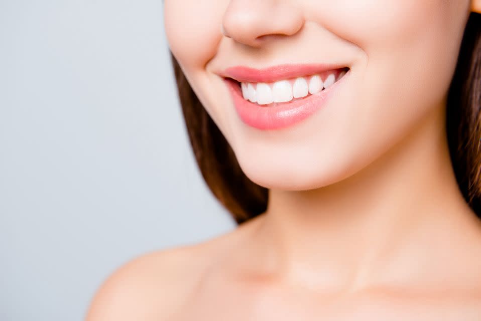 Score a whiter smile, at a heavy discount. (Photo: Getty Images)