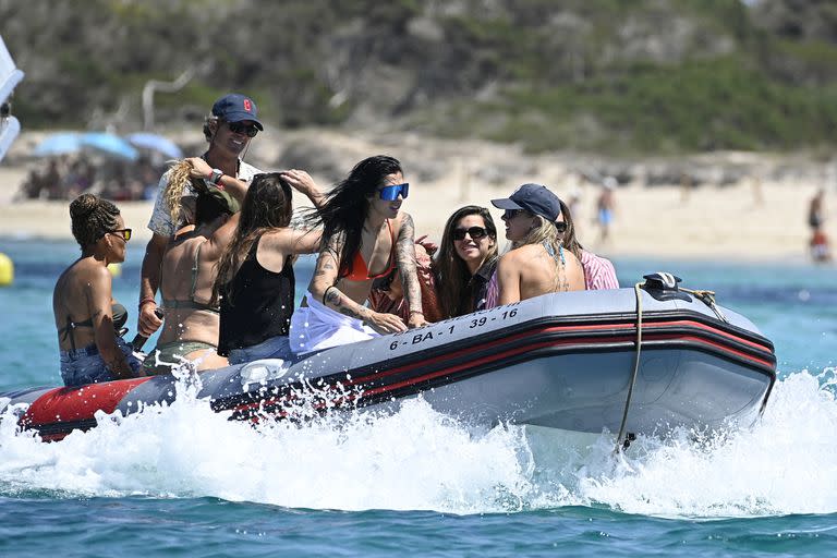 Paralluelo, Hermoso, Rodríguez y Putellas durante sus vacaciones en Ibiza