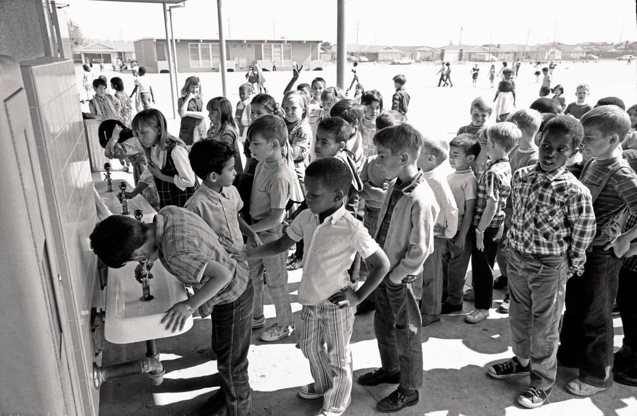 Part of a photo essay on school desegregation, following the Supreme Court decision in Brown v. Board of Education in 1954. These are students in 1970 at Leapwood Elementary School in Carson, California, which was fully integrated at that time. (Photo: Ralph Crane via Getty Images)
