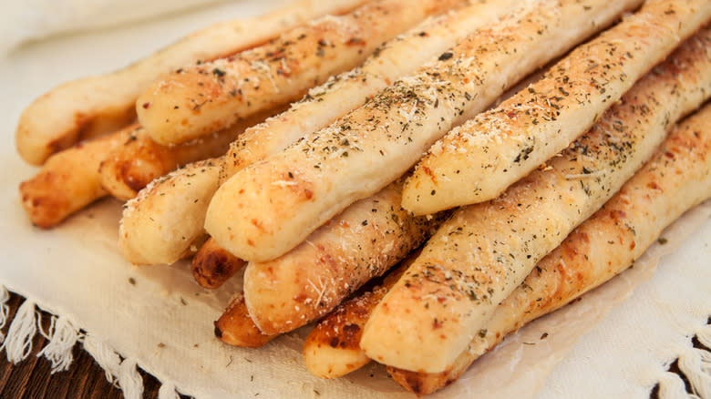 A pile of breadsticks