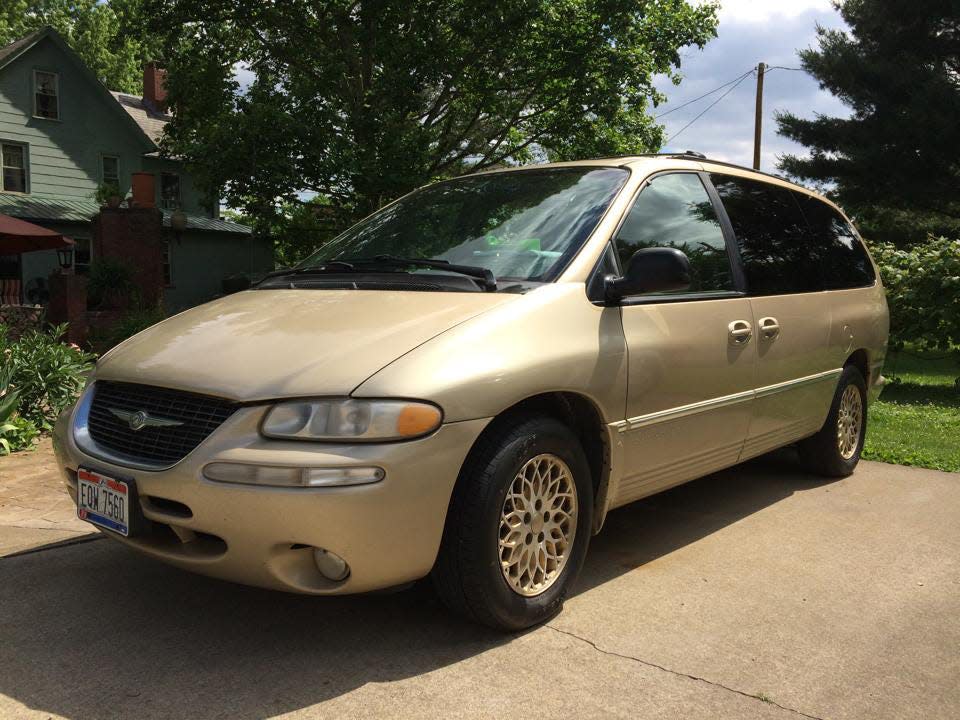 A picture of the the Bonvechio family's trusty 1998 Chrysler Town & Country LXi before it became undriveable.