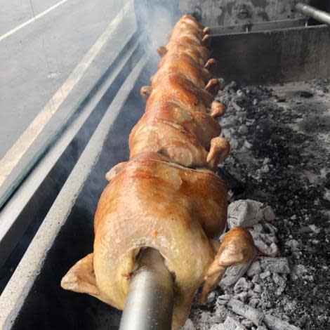 鋼管烤雞（圖片來源：平埔族美食館）