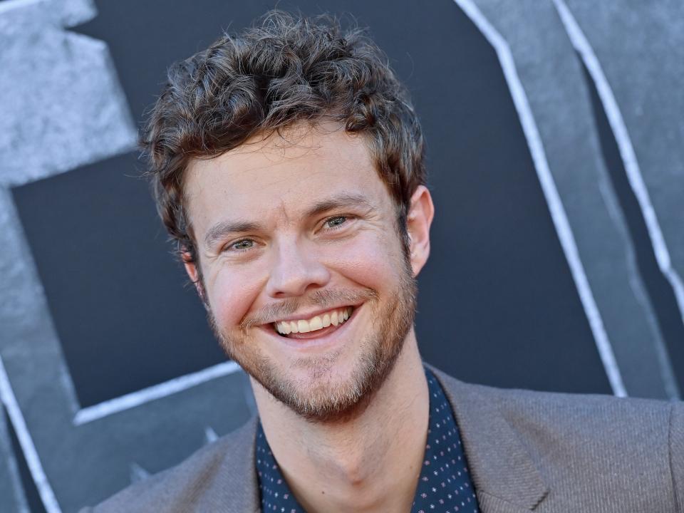 Jack Quaid on the "Prey" red carpet.