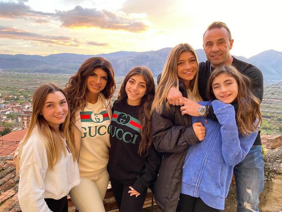 Teresa Giudice, Joe Giudice, Daughters, Gia, Milania, Gabrielle, Audriana, Italy, Instagram