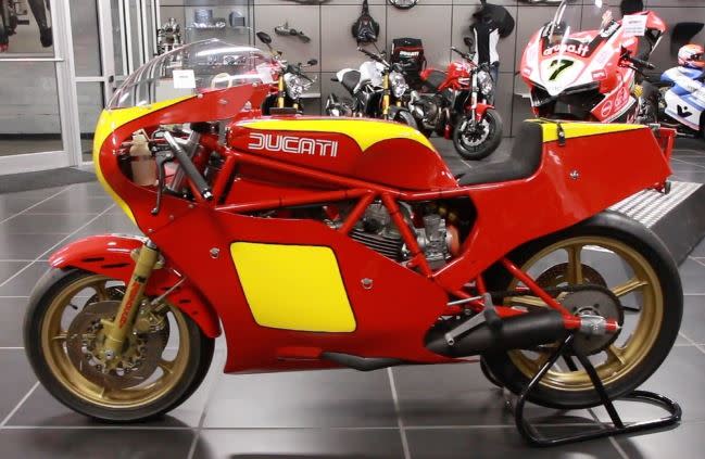 Ducati TT2 - Left Side