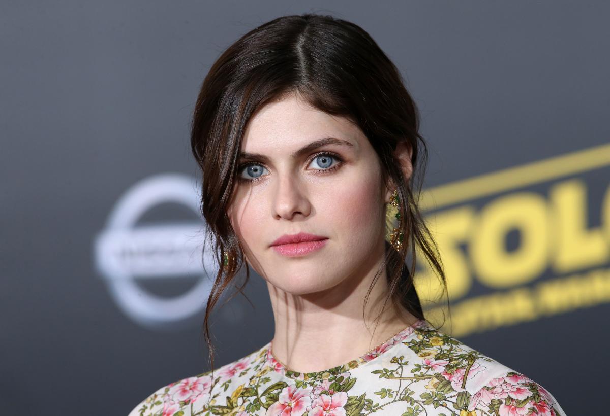 Alexandra Daddario Plane Thriller 'Airborne' Boarded By XYZ – AFM