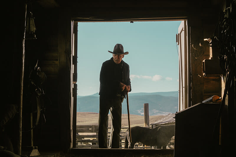 Harrison Ford as Jacob Dutton of the Paramount+ series 1923. Photo Cr: Christopher Saunders/Paramount+ © 2022 Viacom International Inc. All Rights Reserved.