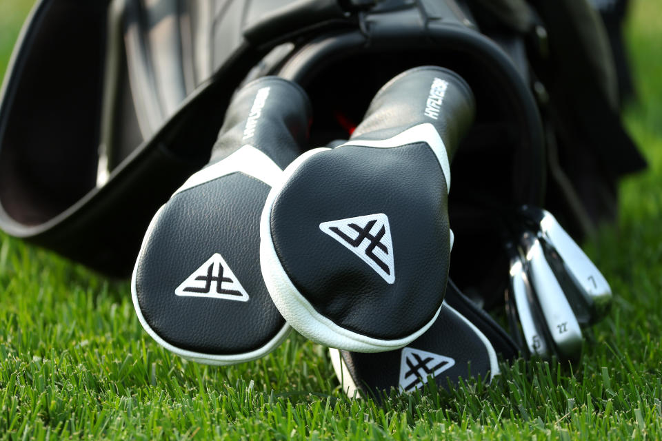 Phil Mickelson's golf bag with Hy Flyers headcovers