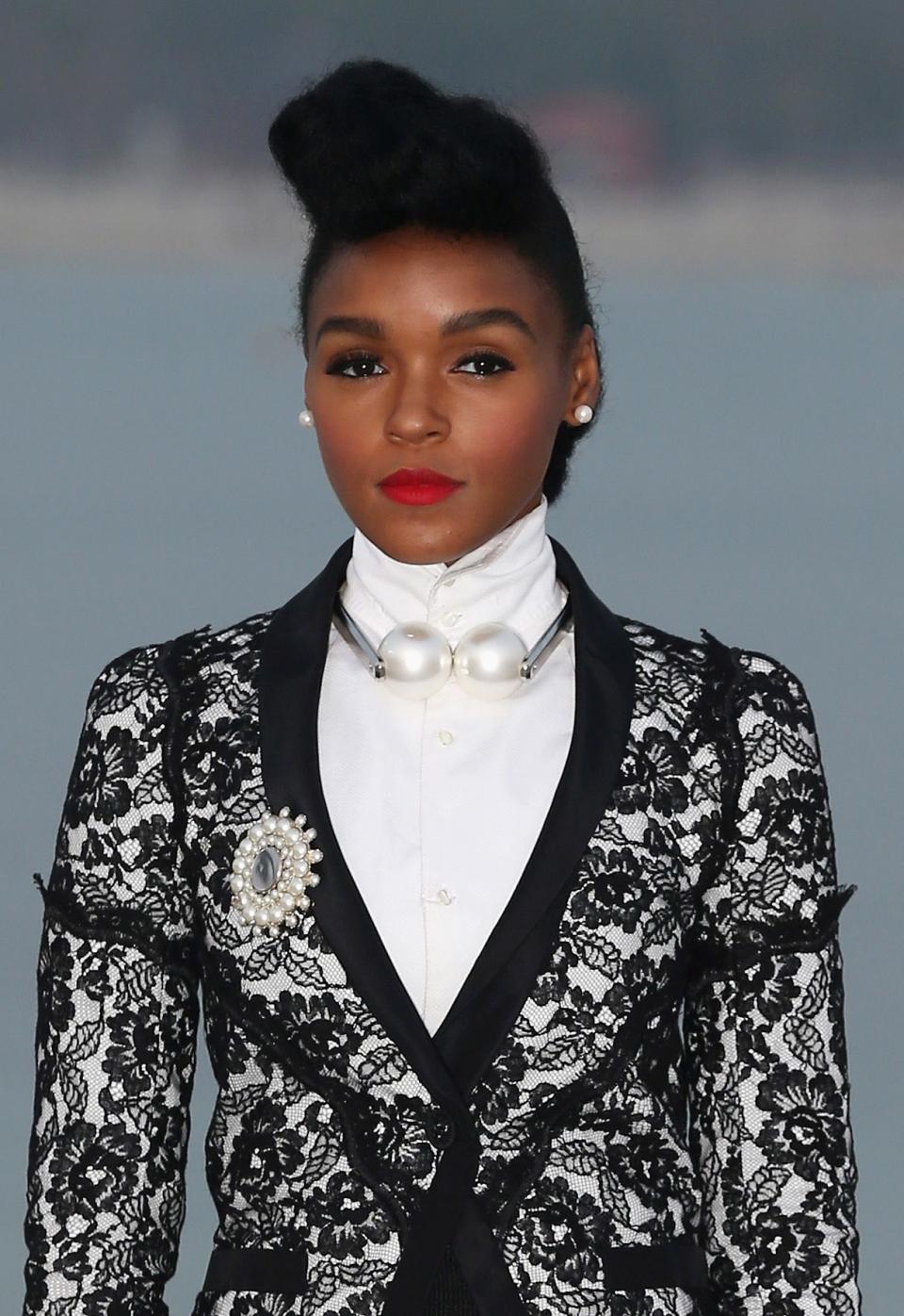 <h1 class="title">Janelle Monáe</h1><cite class="credit">Photo: Getty Images</cite>