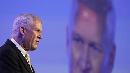 Louis Chenevert, Chairman and CEO of United Technologies Corporation (UTC), remarks about the new Sikorsky Aircraft S-97 RAIDER helicopter during its unveiling ceremony at Sikorsky Aircraft in Jupiter, Florida October 2, 2014. REUTERS/Andrew Innerarity