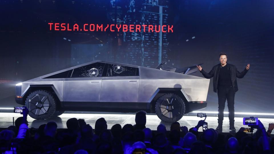 Elon Musk präsentiert Teslas «Cybertruck» mit einer großen Show im kalifornischen Hawthorne.