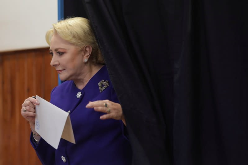 Former Romanian PM and presidential candidate Viorica Dancila casts her ballot in the first round of a presidential election