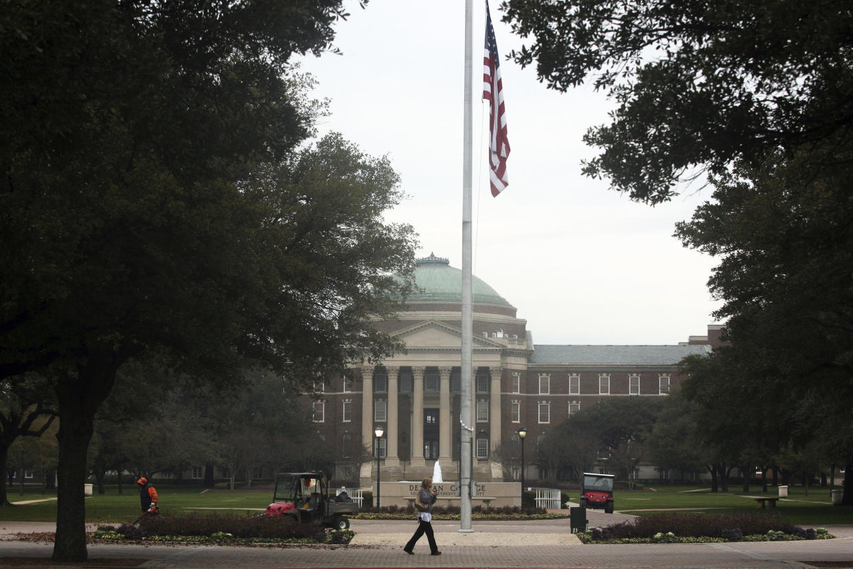 Controversy Continues Over Potential Bush Library At SMU (Brian Harkin / Getty Images file)