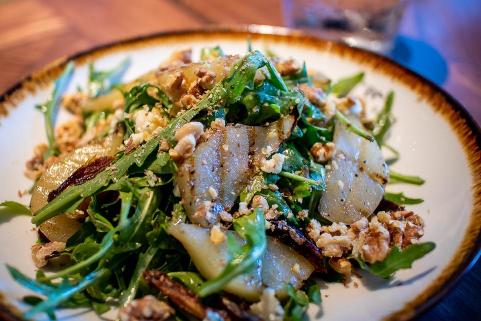 Grilled Pear Salad (PHOTO: Zat Astha/Yahoo Lifestyle SEA)