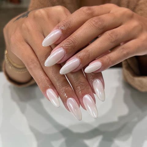 <p>Instagram <a href="https://www.instagram.com/p/Ck-_rVprWhy/?img_index=1" data-component="link" data-source="inlineLink" data-type="externalLink" data-ordinal="1">@madnails</a></p>