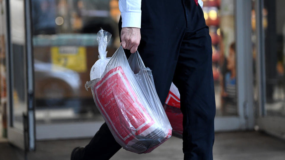 Labor plans to completely ban single-use plastic bags and microbeads. Source: AAP