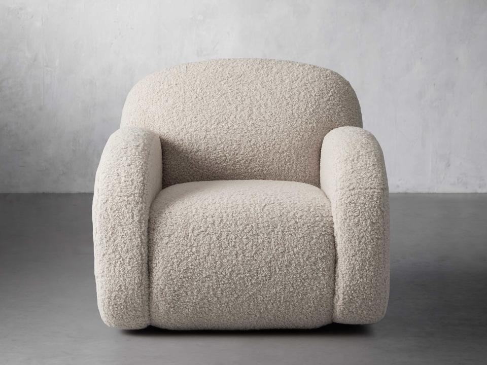 <p><a href="https://go.redirectingat.com?id=74968X1596630&url=https%3A%2F%2Fwww.arhaus.com%2Fproducts%2Falgiers-swivel-chair%3Fvariant%3D41753396347051&sref=https%3A%2F%2Fwww.elledecor.com%2Fshopping%2Ffurniture%2Fg35163937%2Fsoft-cozy-chairs%2F" rel="nofollow noopener" target="_blank" data-ylk="slk:Shop Now;elm:context_link;itc:0;sec:content-canvas" class="link ">Shop Now</a></p><p>Algiers Swivel Chair</p><p>arhaus.com</p><p>$2899.00</p><span class="copyright">Courtesy of Arhaus</span>