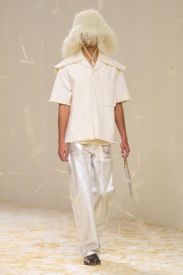 Jacquemus Spring 2023 “Le Raphia” #fashion #style #jacquemus #fashionshow  #fashioninspo #design #fashiondesign #luxury