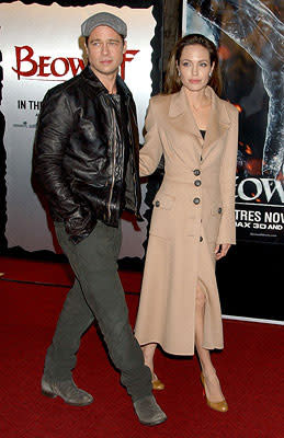 Brad Pitt and Angelina Jolie at the Westwood premiere of Paramount Pictures' Beowulf