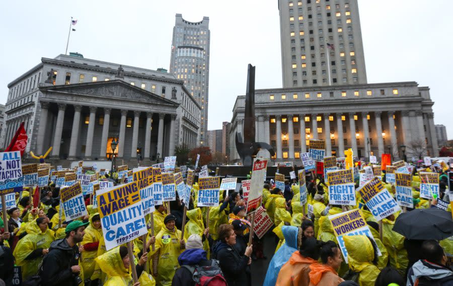 These 18 states just raised their minimum wage