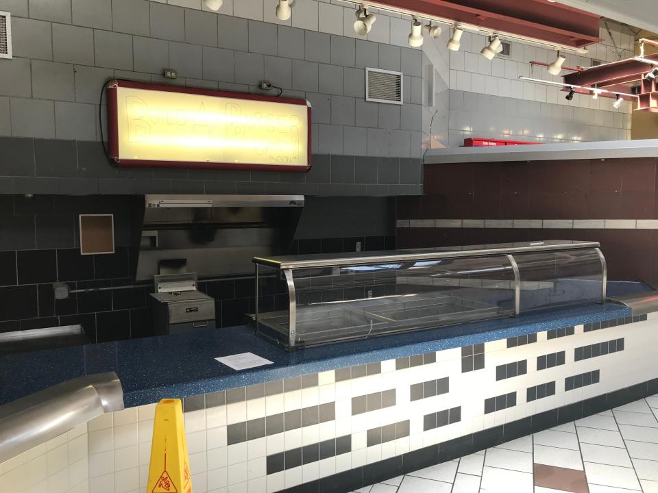 Build-A-Burger, specializing in smash burgers and specialty fries, plans to open in this space in the Beaver Valley Mall.